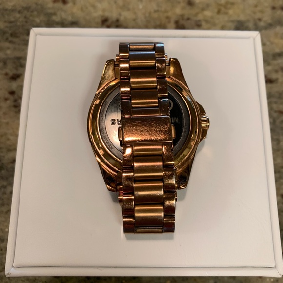 Michael Kors Access Smartwatch - Rose Gold - Picture 2 of 4